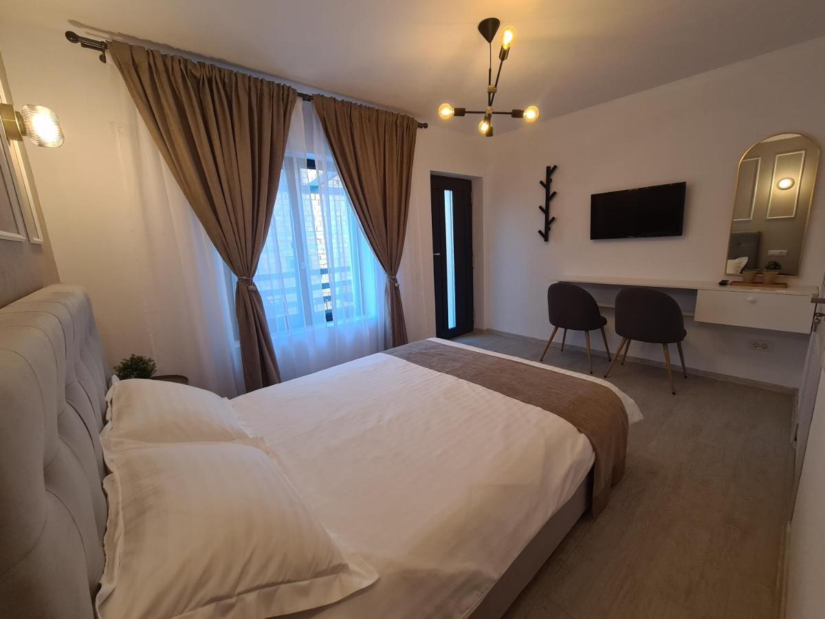 Urbanist Guest House Calimanesti Ngoại thất bức ảnh