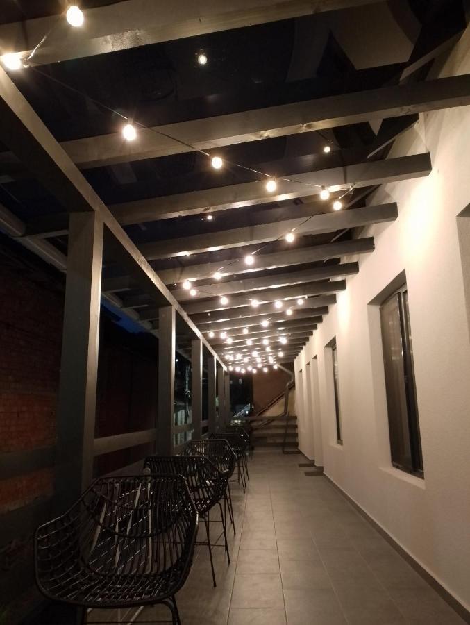 Urbanist Guest House Calimanesti Ngoại thất bức ảnh